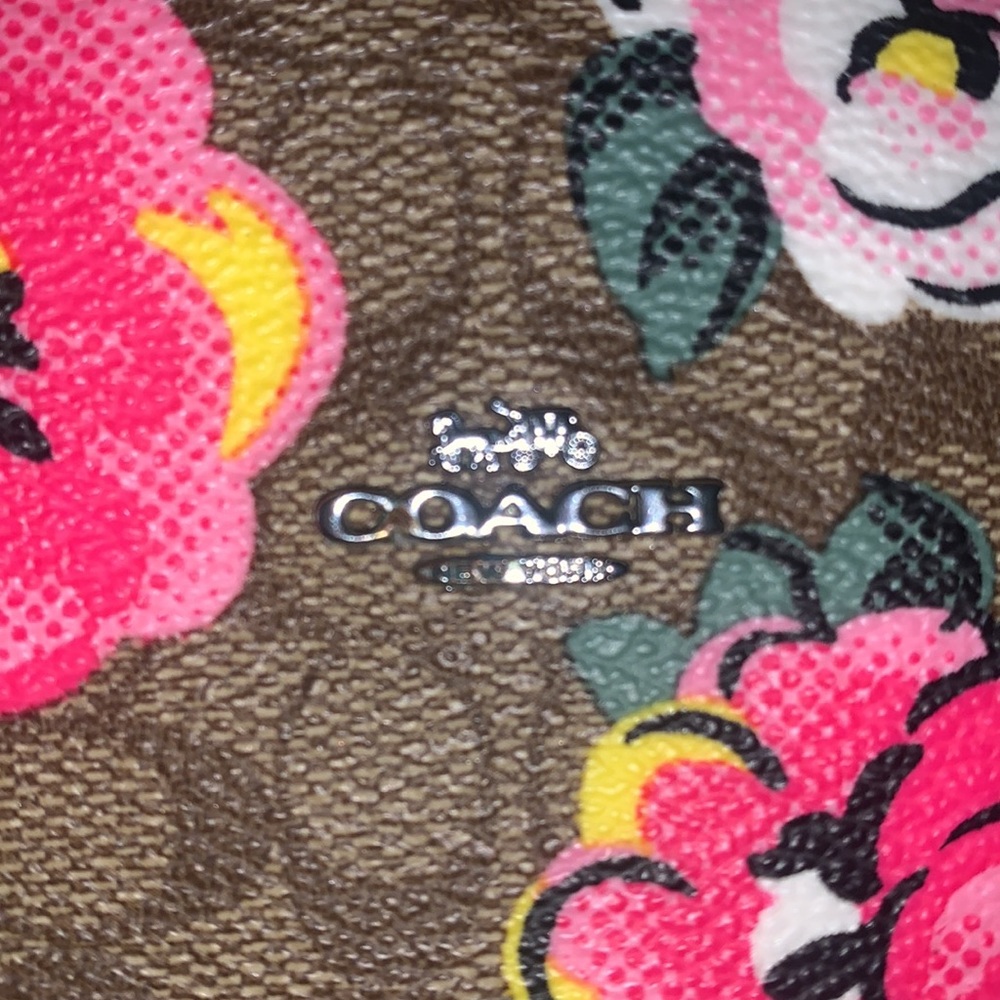Coach coin bag💕 - Picture 6 of 6
